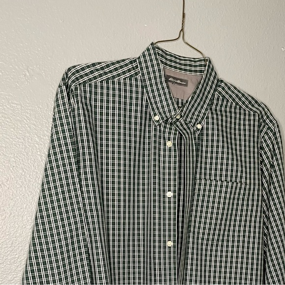 Eddie Bauer Relaxed Fit Button Down Shirt (BUNDLE OF 2) - Picture 5 of 11